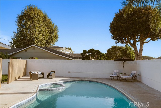 Detail Gallery Image 42 of 75 For 1956 Volk Ave, Long Beach,  CA 90815 - 4 Beds | 3 Baths