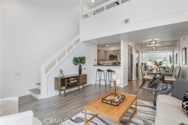 25712 Le Parc, Lake Forest CA: https://media.crmls.org/medias/081efa7a-c885-4074-8448-bae848306930.jpg