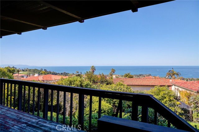 1341 Via Zumaya, Palos Verdes Estates, California 90274, 5 Bedrooms Bedrooms, ,6 BathroomsBathrooms,Residential,Sold,Via Zumaya,SB23049642