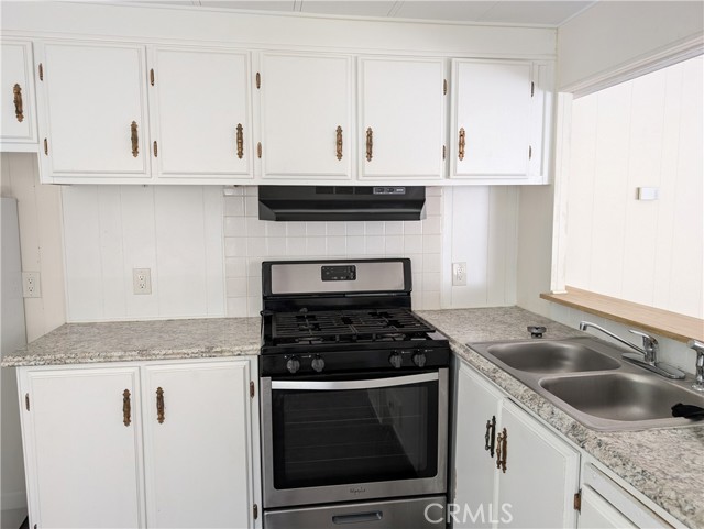 Detail Gallery Image 6 of 13 For 2240 Golden Oak Ln #98, Merced,  CA 95341 - 2 Beds | 1/1 Baths