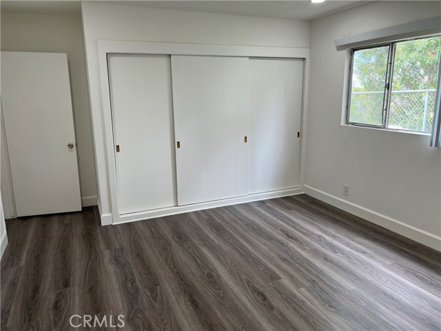 Detail Gallery Image 8 of 11 For 6109 S La Cienega Blvd, Los Angeles,  CA 90056 - 3 Beds | 2/1 Baths