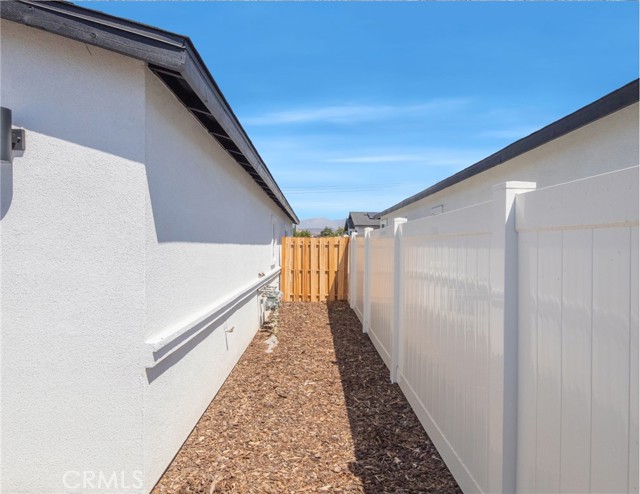 Image 13 of 56 For 13537 5th Street