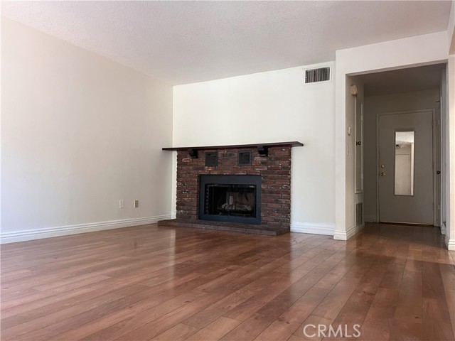 Detail Gallery Image 12 of 29 For 930 N Redding Way #D,  Upland,  CA 91768 - 3 Beds | 2/1 Baths