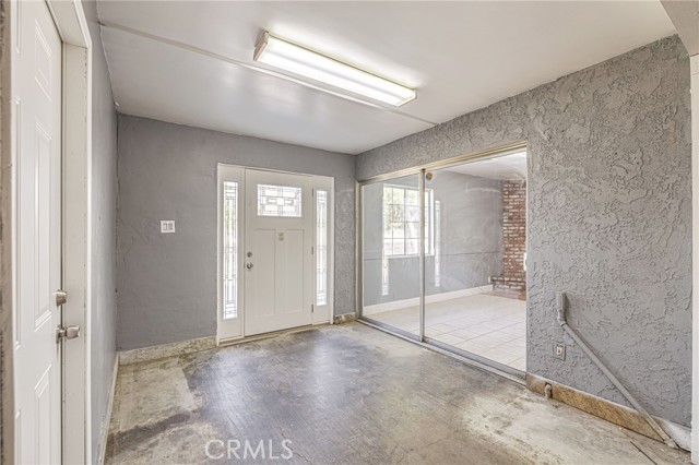 3149 E S Avenue, Palmdale CA: https://media.crmls.org/medias/0821a43d-eccd-47e1-ac54-e3a09e984fd2.jpg
