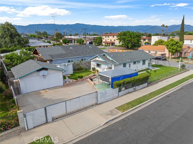 608 Western Avenue, San Bernardino CA: https://media.crmls.org/medias/0823ec88-7c27-4c04-90fd-6bbf750142d0.jpg