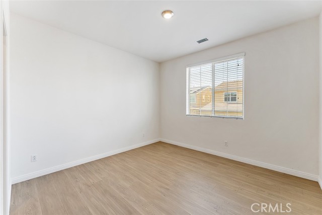 3131 E Rutherford Dr, Ontario CA: https://media.crmls.org/medias/0824a8aa-833f-4e5a-86cb-367effb93798.jpg