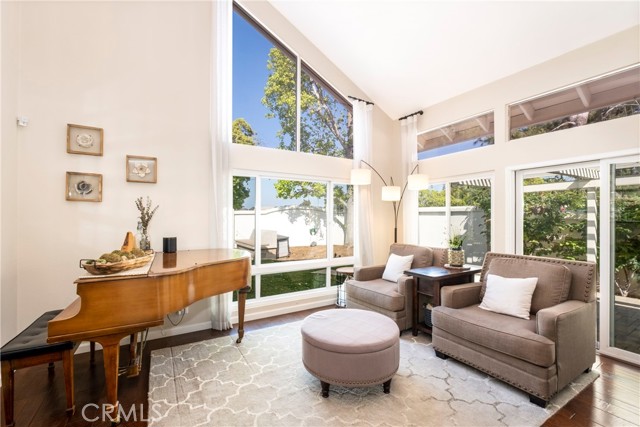 Detail Gallery Image 9 of 27 For 4971 Hemlock, Irvine,  CA 92612 - 3 Beds | 2 Baths