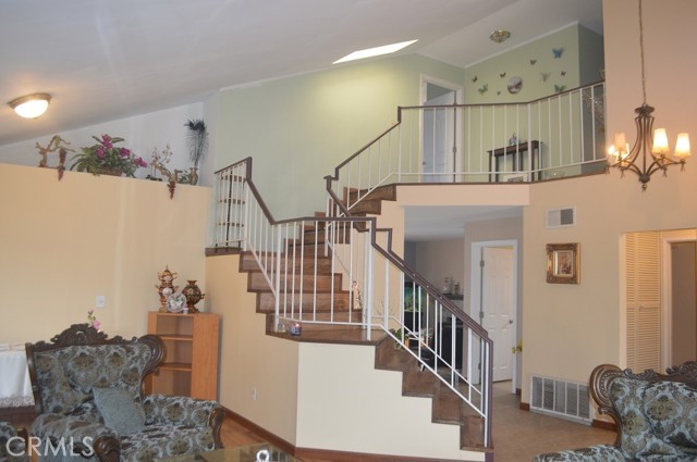 1092 S Vista Avenue, Rialto, CA, 92376 1092 S Vista Avenue, Rialto, CA, 92376