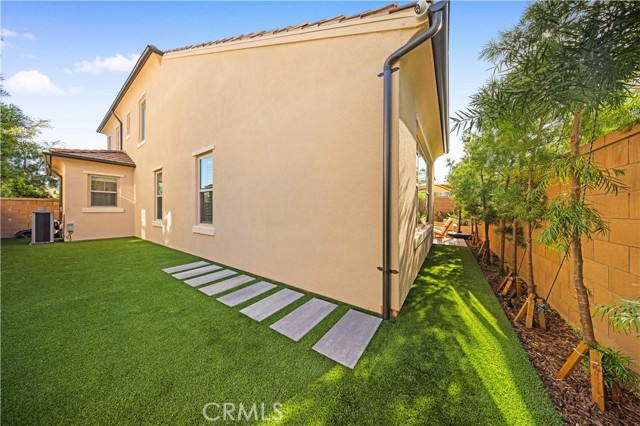 Detail Gallery Image 30 of 74 For 113 Imagination Trail, Irvine,  CA 92620 - 4 Beds | 3/1 Baths