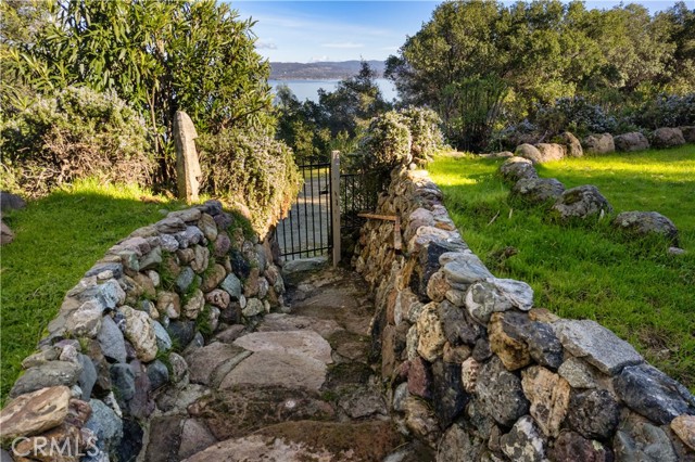 Detail Gallery Image 4 of 53 For 10849 Northslope Dr, Kelseyville,  CA 95451 - 4 Beds | 2 Baths