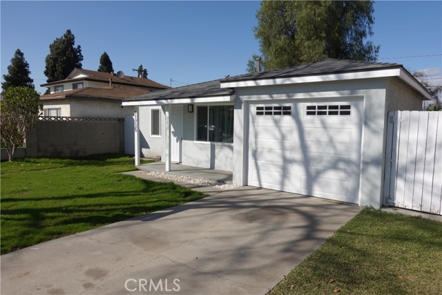 11725 209th Street, Lakewood, California 90715, 3 Bedrooms Bedrooms, ,1 BathroomBathrooms,Residential,For Sale,11725 209th Street,CRPW24246517