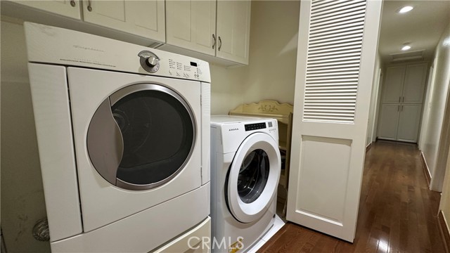 Detail Gallery Image 22 of 31 For 12111 Eddleston Dr, Porter Ranch,  CA 91326 - 4 Beds | 2 Baths