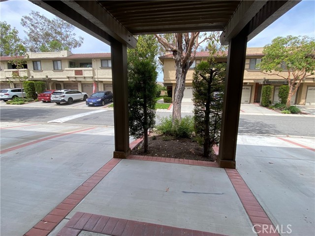 Detail Gallery Image 7 of 29 For 21296 Tupelo Ln #6,  Lake Forest,  CA 92630 - 2 Beds | 2 Baths