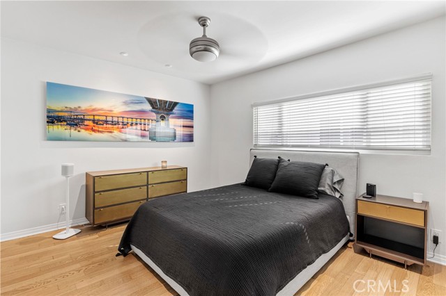 Detail Gallery Image 12 of 16 For 412 Hermosa Ave #C,  Hermosa Beach,  CA 90254 - 2 Beds | 1 Baths