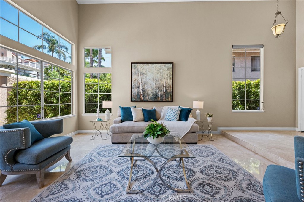 MLS #OC25179992 img 7