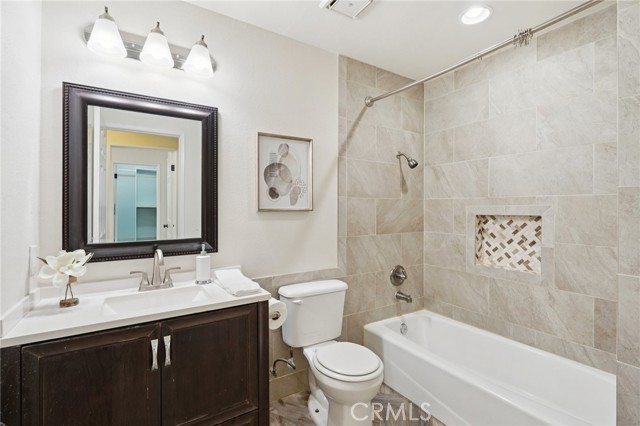 1846 Rosebrook Lane, Rosemead CA: https://media.crmls.org/medias/08280644-e6db-41f1-9b11-0e3edf1c21df.jpg