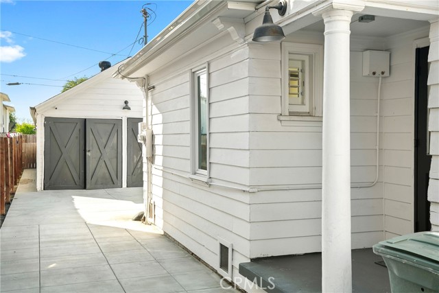 Detail Gallery Image 18 of 26 For 8465 San Carlos Ave, South Gate,  CA 90280 - 2 Beds | 1 Baths