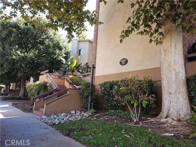 Detail Gallery Image 2 of 14 For 424 Oak St #324,  Glendale,  CA 91204 - 1 Beds | 1 Baths