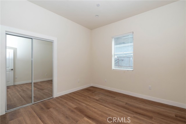 1038 E 53rd Street, Los Angeles CA: https://media.crmls.org/medias/0829605e-b33d-4f71-b55e-33079015a62f.jpg