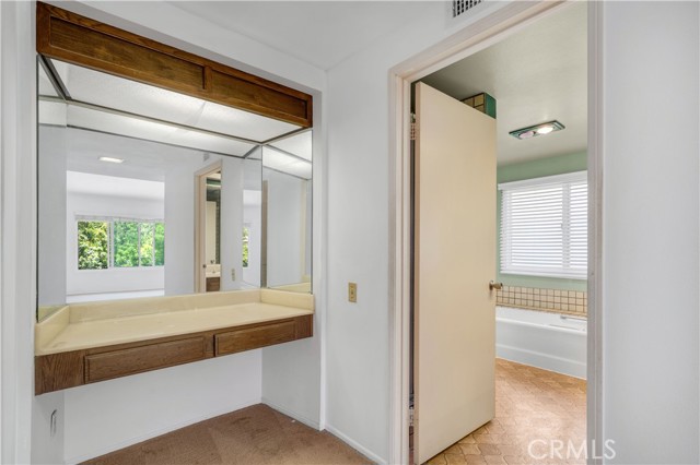 3944 Corte Cancion, Thousand Oaks CA: https://media.crmls.org/medias/0829e847-8bb5-4035-af7e-52616eb26e7c.jpg