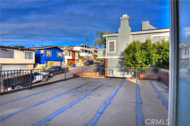 802 19th Street, Hermosa Beach, California 90254, ,Residential Income,Sold,19th,SB17005769