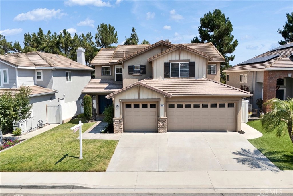 38 Apache Drive
