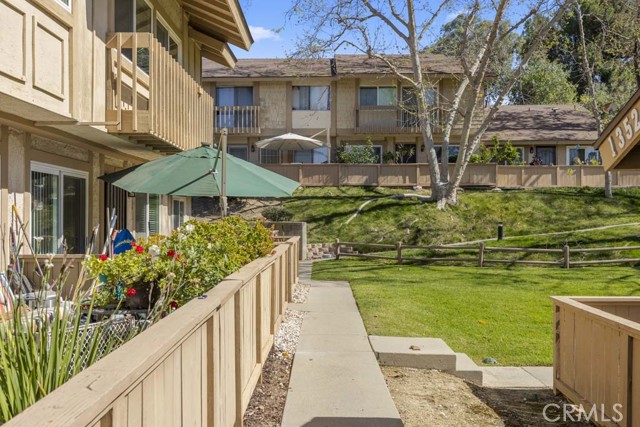 Detail Gallery Image 5 of 32 For 1338 S Diamond Bar, Diamond Bar,  CA 91765 - 2 Beds | 1/1 Baths