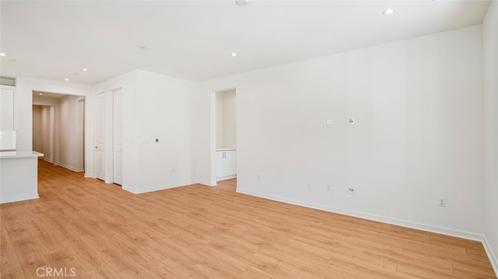 MLS #SW25263101 image #3