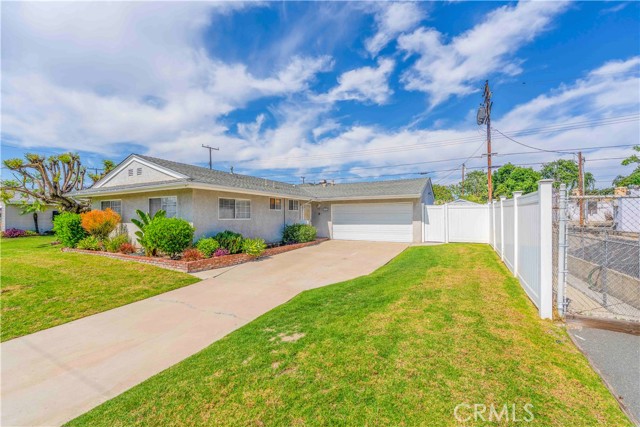 Image 7 of 40 For 5101 Myra