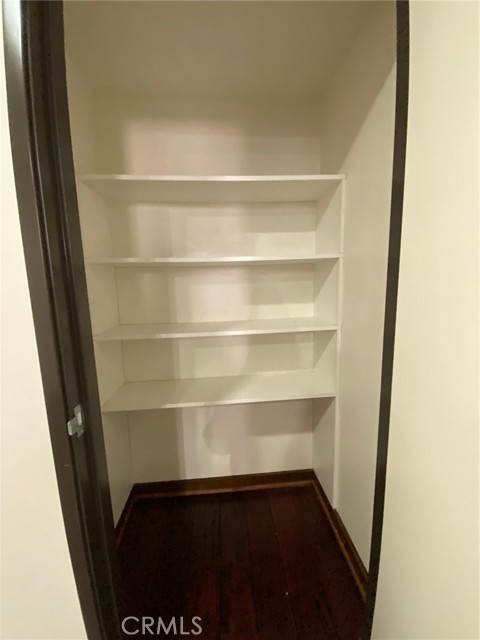 Detail Gallery Image 17 of 20 For 35 N Raymond Ave #211,  Pasadena,  CA 91103 - 1 Beds | 2 Baths