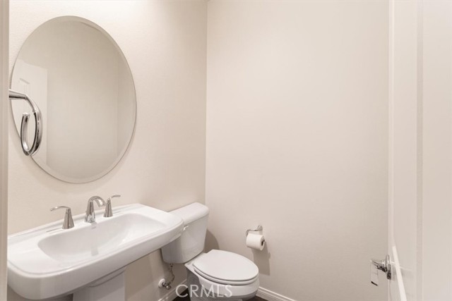 Detail Gallery Image 17 of 47 For 3126 E Painted Crescent St, Ontario,  CA 91762 - 3 Beds | 2/1 Baths