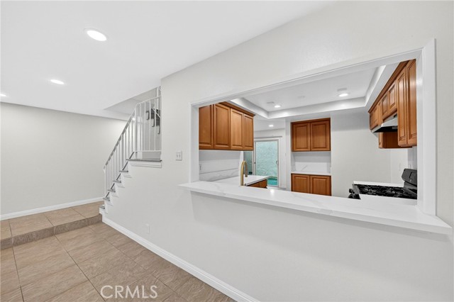 Detail Gallery Image 8 of 34 For 11360 166th #10,  Cerritos,  CA 90703 - 2 Beds | 1/1 Baths