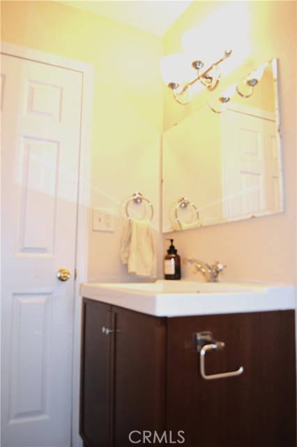 Detail Gallery Image 10 of 29 For 2441 Innsbruck Ct, –,  CA 93222 - 3 Beds | 1/1 Baths