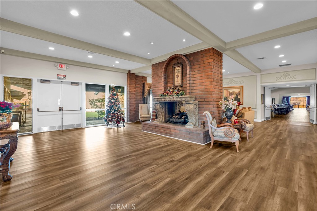 MLS #OC25276315 image #23