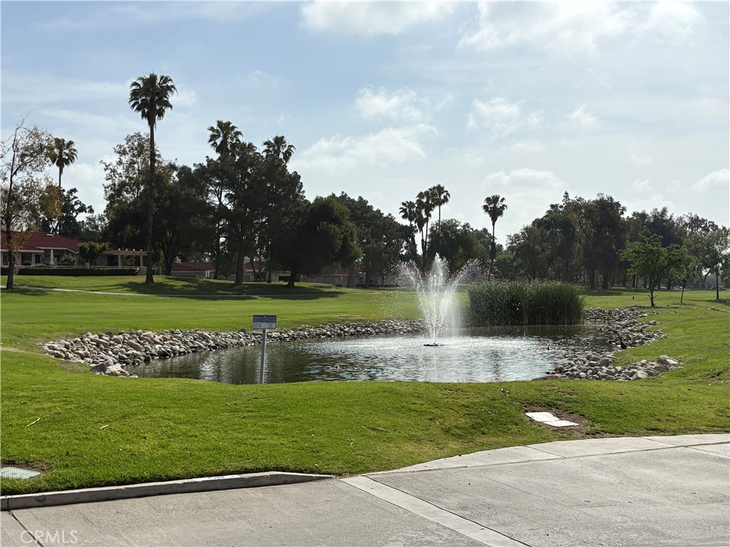 https://media.crmls.org/medias/082e4ffc-9808-42d0-a4ea-6b35f165fcf1.jpg?preset=X-Large