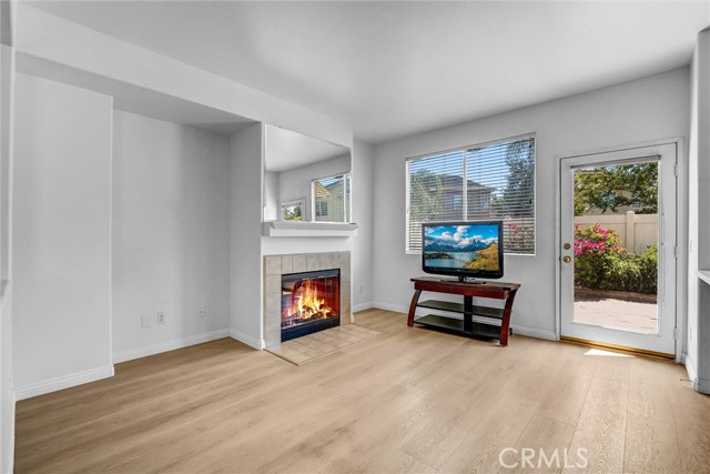 Detail Gallery Image 10 of 32 For 27231 Marisa Dr, Canyon Country,  CA 91387 - 4 Beds | 3 Baths