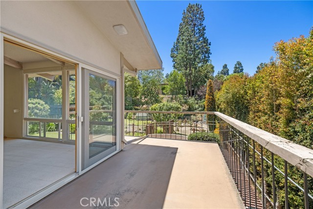 Wrap around balcony outside of dining room