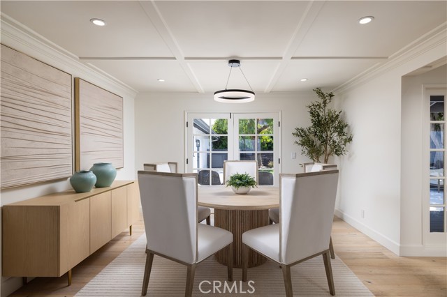 303 E Avenida Cordoba, San Clemente CA: https://media.crmls.org/medias/082ff1a1-3bf3-4712-9fbc-f43a1c0ab5be.jpg