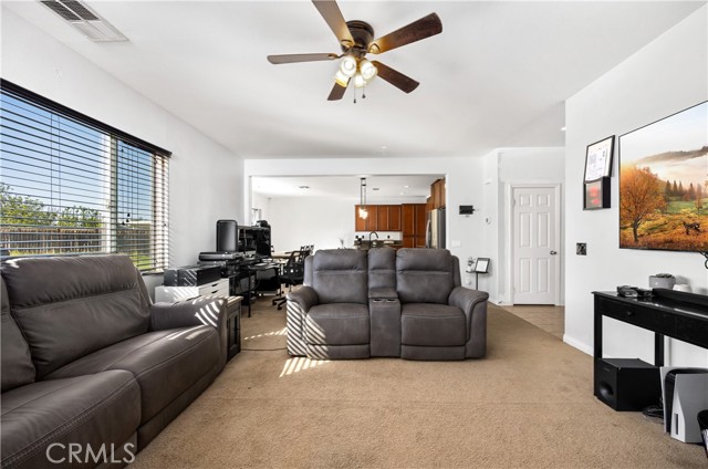 Detail Gallery Image 10 of 24 For 32429 Juniper Berry, Winchester,  CA 92596 - 4 Beds | 3 Baths