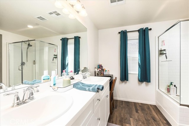 Detail Gallery Image 12 of 42 For 41457 Winterberry St, Murrieta,  CA 92562 - 4 Beds | 2/1 Baths