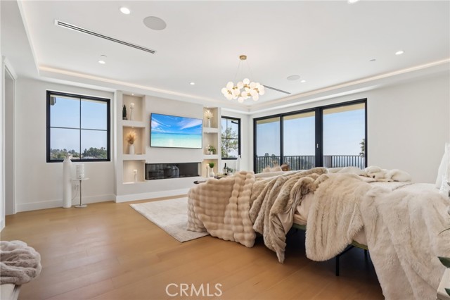 18200 Sheffield Lane, Porter Ranch CA: https://media.crmls.org/medias/0830e8af-056a-4af4-b265-d75c0e2a4188.jpg