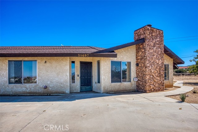 Detail Gallery Image 3 of 37 For 58697 Santa Barbara Dr, Yucca Valley,  CA 92284 - 3 Beds | 2 Baths