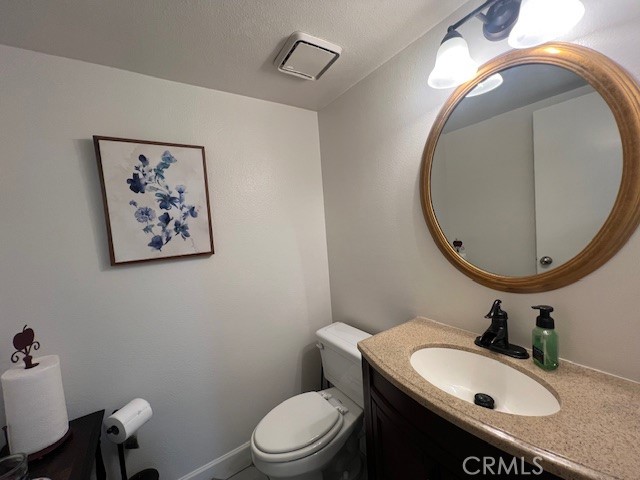 https://media.crmls.org/medias/08327329-d2ae-458a-b2e2-802af562bfad.jpg?preset=X-Large