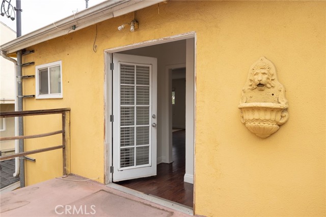 Detail Gallery Image 13 of 13 For 2727 1/2 Griffith Park Bld, Los Angeles,  CA 90027 - 1 Beds | 1 Baths