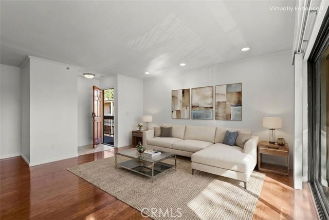 Detail Gallery Image 2 of 15 For 1135 Allen #20,  Glendale,  CA 91201 - 2 Beds | 2 Baths