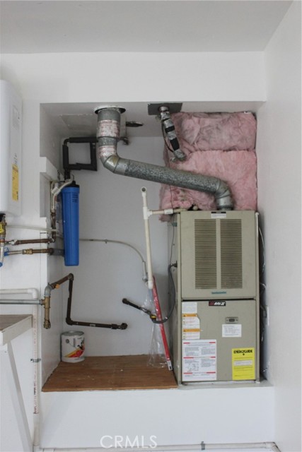 563 E City Court, Anaheim CA: https://media.crmls.org/medias/08355034-c137-4a21-b3eb-9791dc2c2cf0.jpg