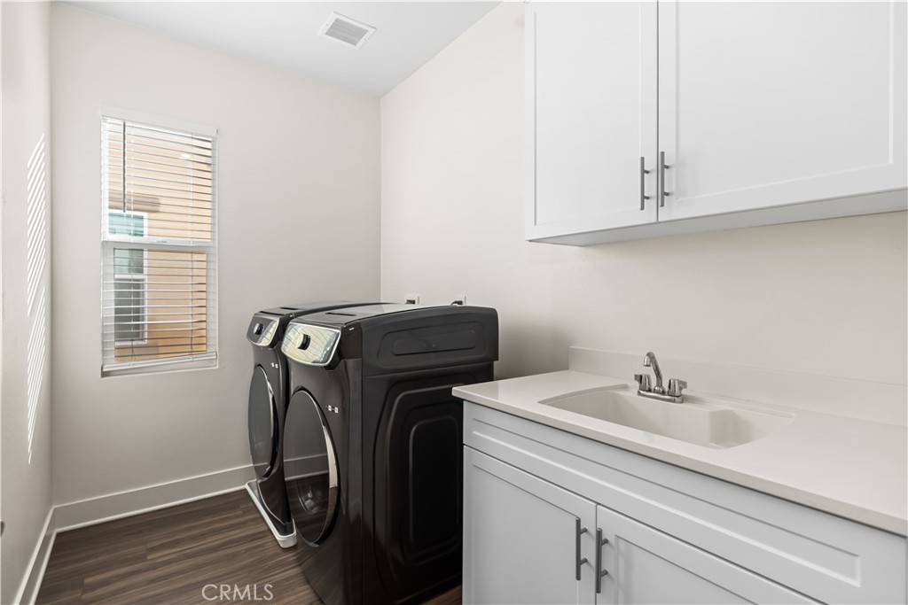 MLS #OC25112851 img 36