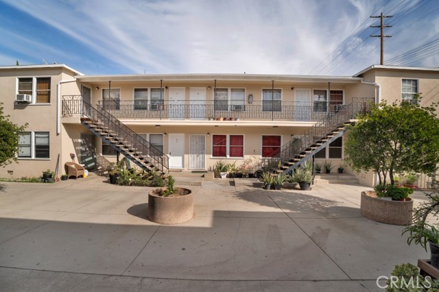 Detail Gallery Image 4 of 13 For 17007 17013 Vanowen, Van Nuys,  CA 91406 - – Beds | – Baths