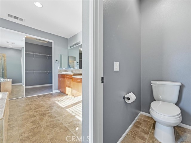 Detail Gallery Image 47 of 60 For 2947 Gilbert Ave, Corona,  CA 92881 - 6 Beds | 4/1 Baths