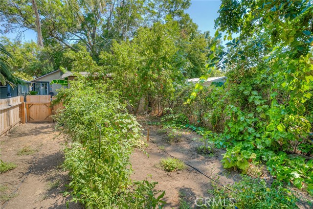 2368 Brown Street, Durham CA: https://media.crmls.org/medias/0836a607-db69-4c14-a66f-0c89bf72eeb5.jpg